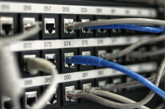 Innovation écologique dans le monde du web : les data centers flottant.
